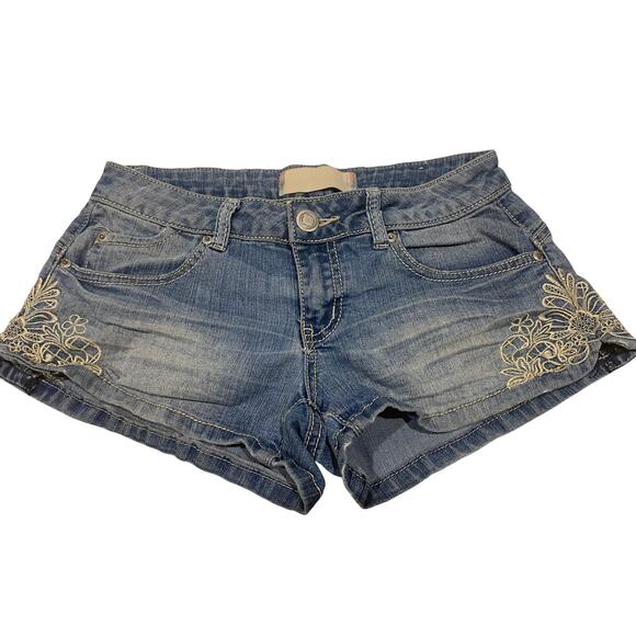 Beautiful Womens Blue Jeans Shorts Size 3 - Picture 1 of 4